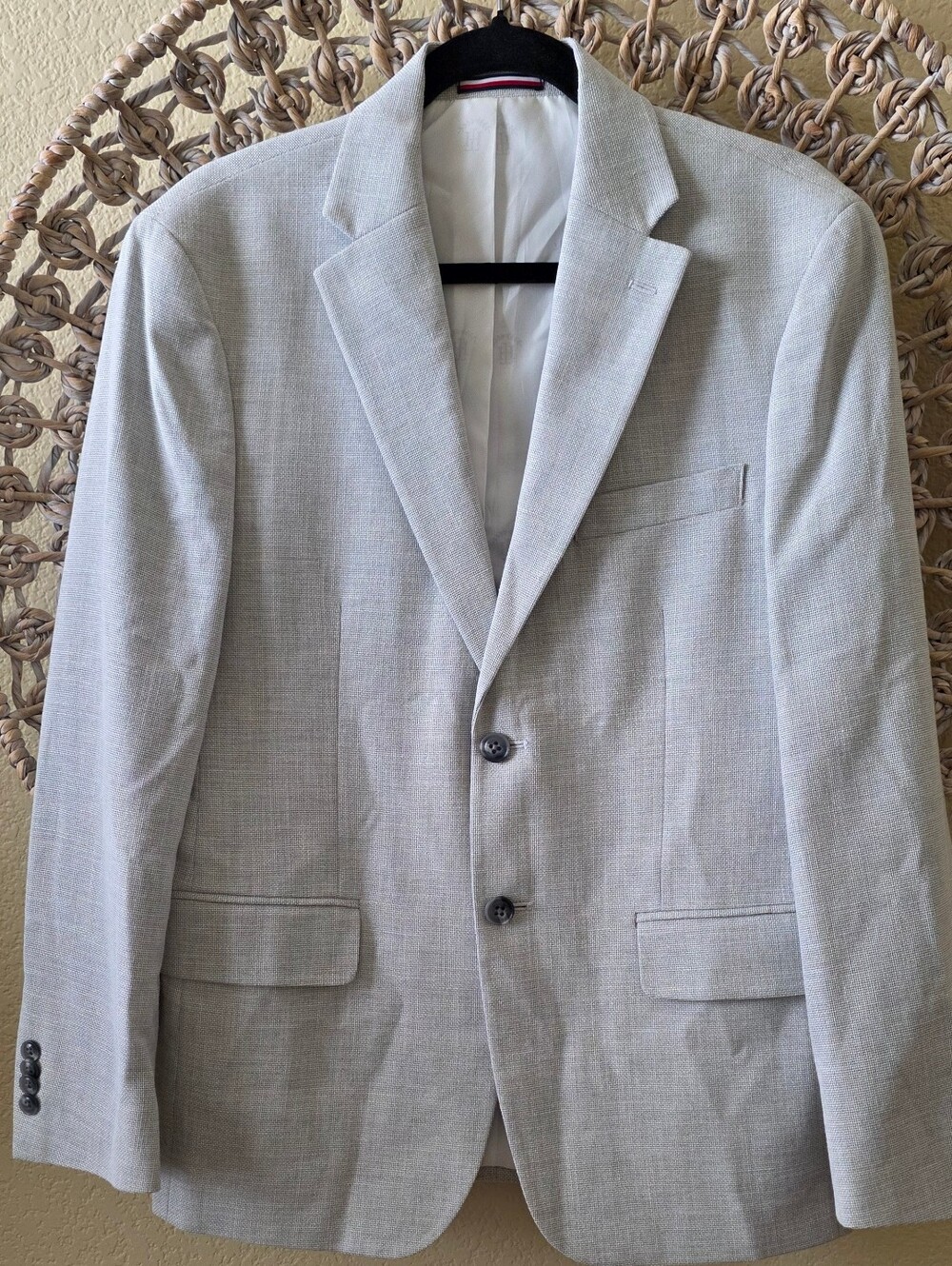 Tommy Hilfiger Light Gray Textured Blazer Sport Coat 38S Two Button